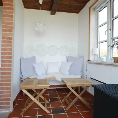 Dom wakacyjny Three-bedroom Holiday In Bjert *